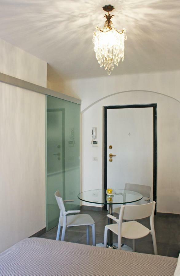 Villa La Marina Di Milano Exterior foto